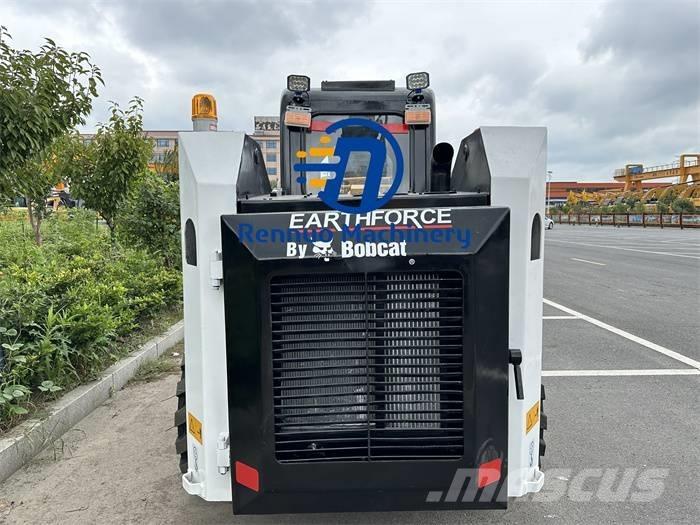 Bobcat S 16  스키드로더