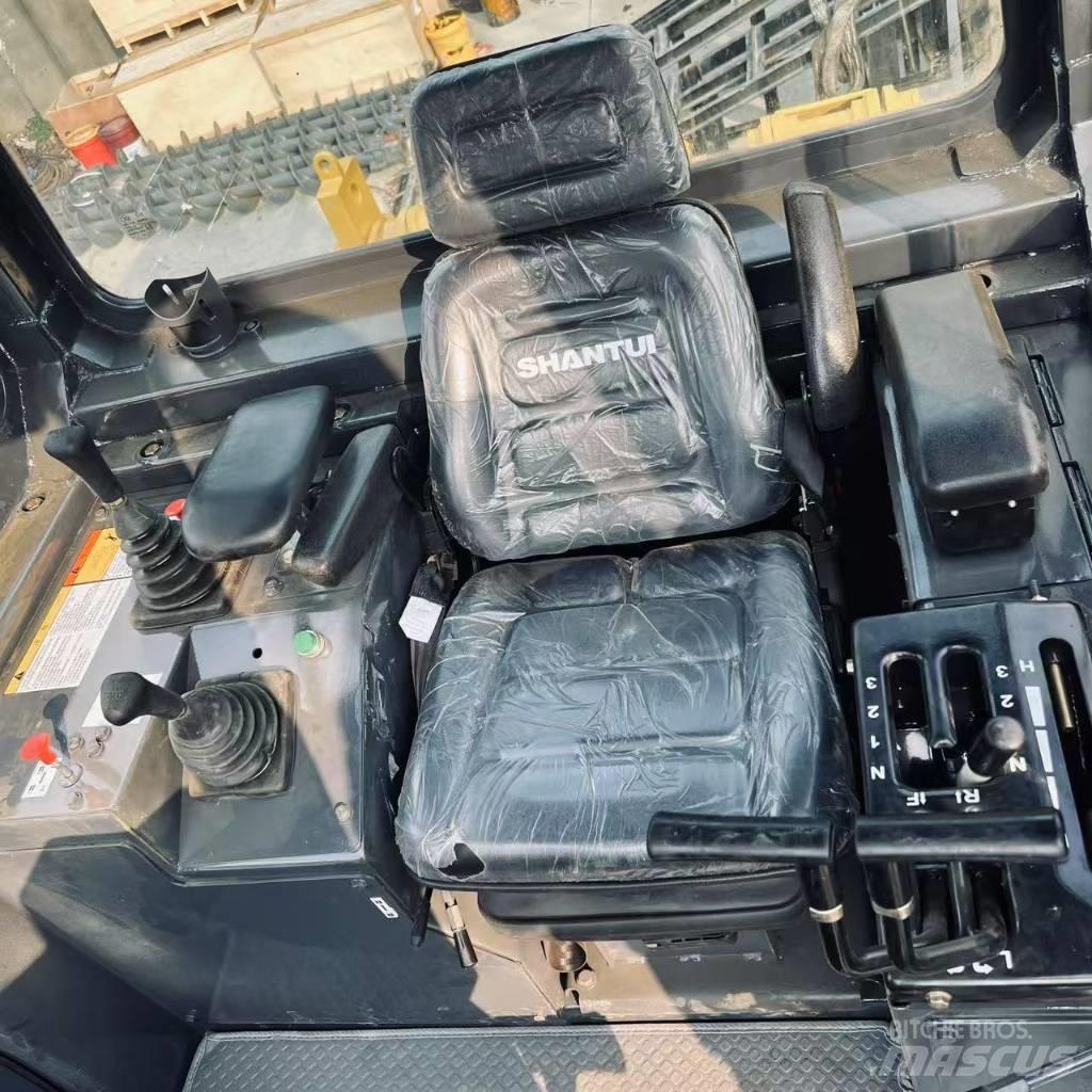Shantui SD 22 크롤러 도저
