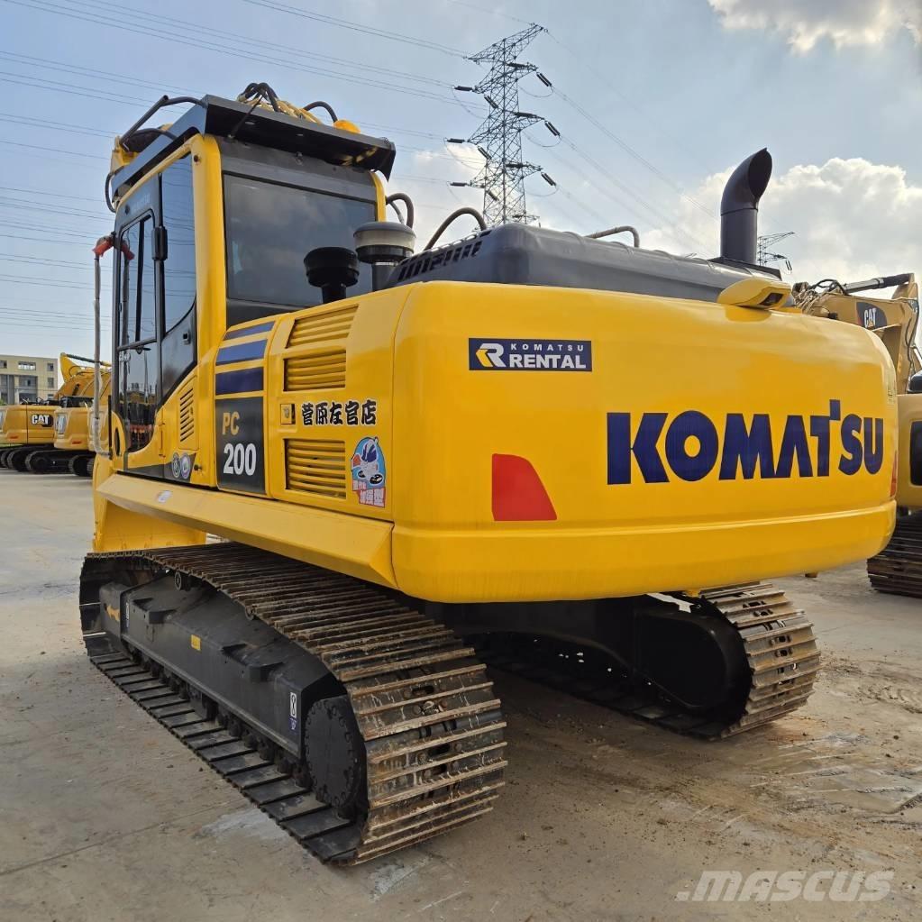 Komatsu PC 200-8 대형 굴삭기 29톤 이상