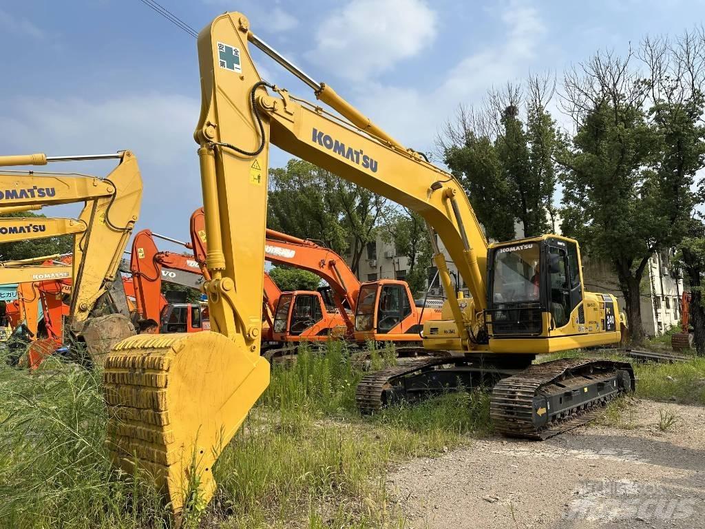 Komatsu PC240-8 대형 굴삭기 29톤 이상