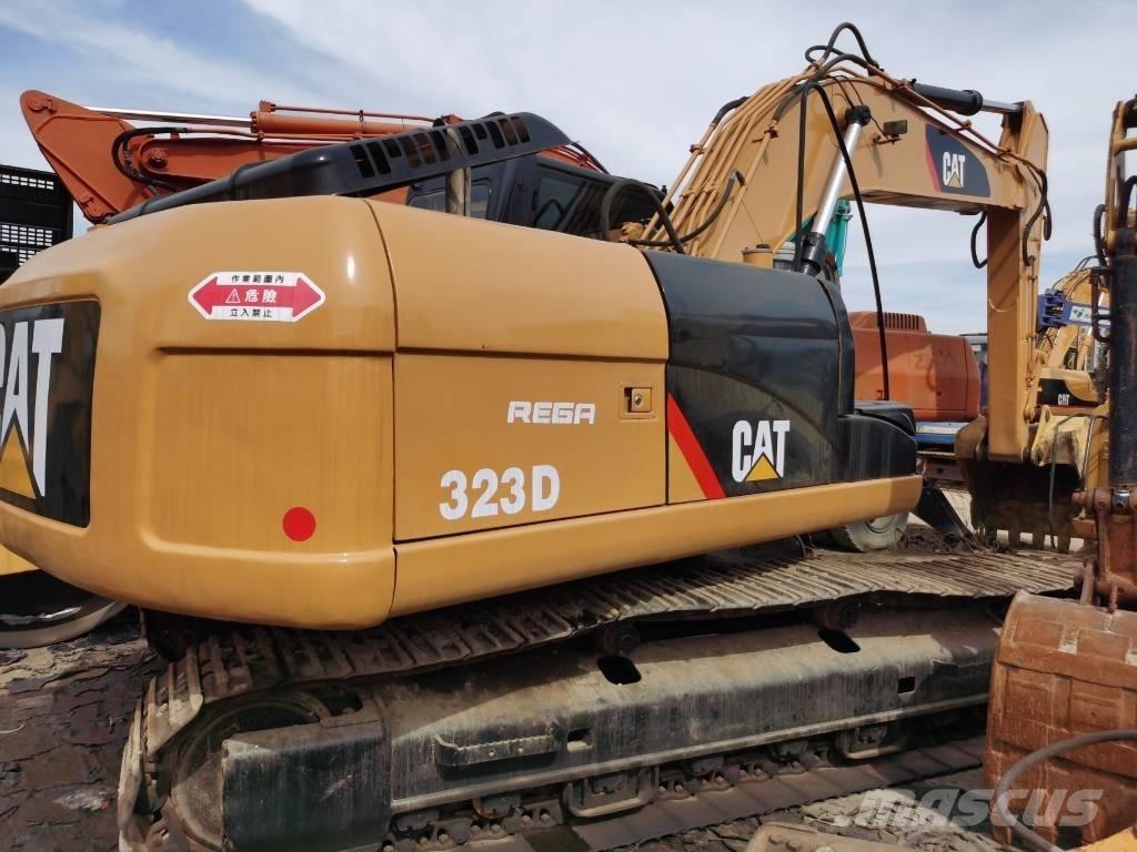 CAT 323D 대형 굴삭기 29톤 이상