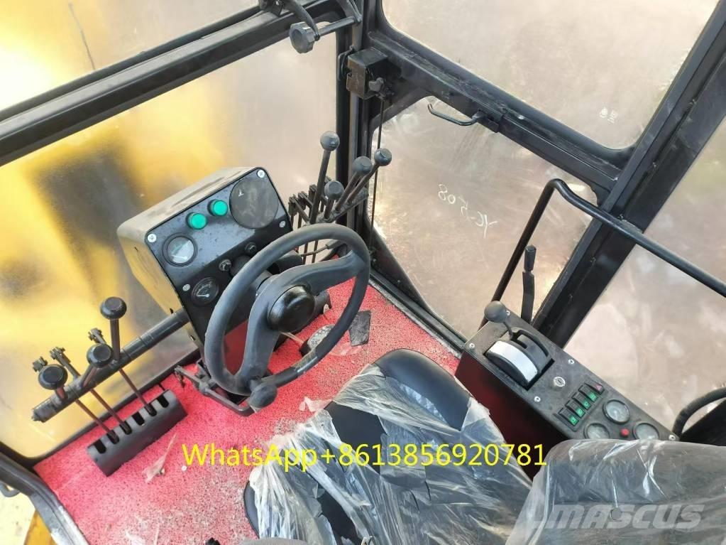 Komatsu GD 655 그레이더