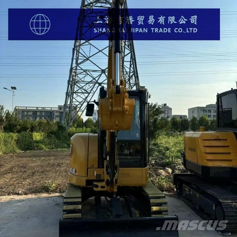 CAT 303.5 E 소형 굴삭기 7톤 미만