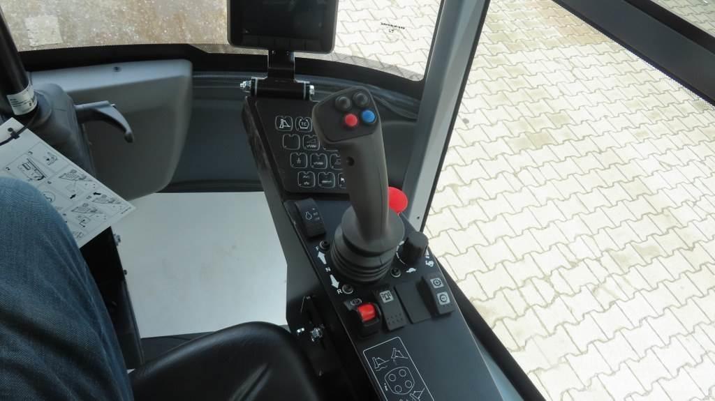 Dynapac CA1500D 싱글 드럼 롤러
