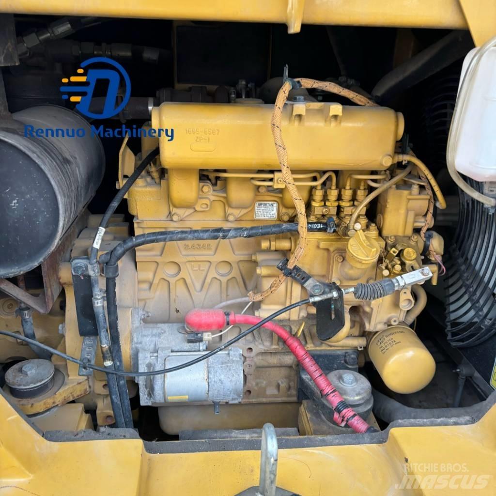 CAT 306E2 소형 굴삭기 7톤 미만