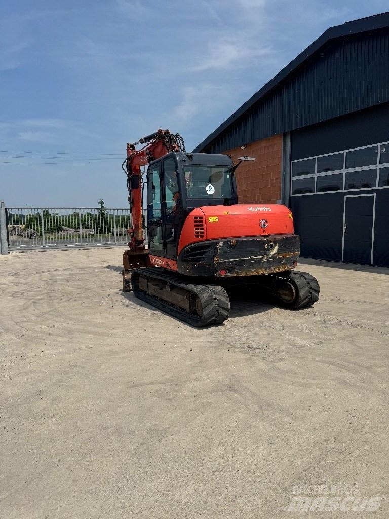 Kubota KX 080-4 중형굴삭기 7톤-28톤