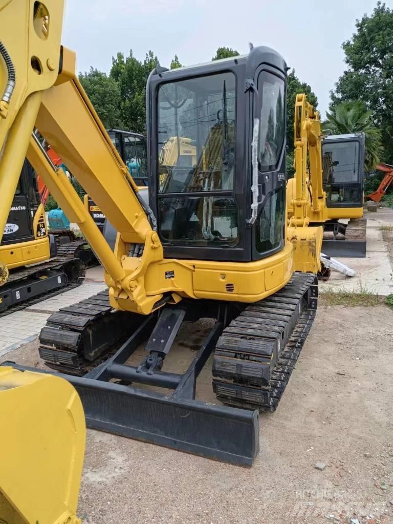 Komatsu PC 30 소형 굴삭기 7톤 미만