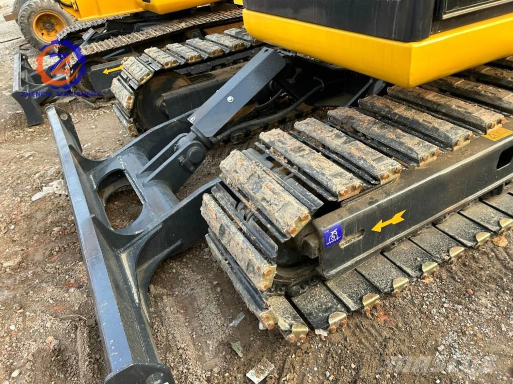 Komatsu PC 70-8 대형 굴삭기 29톤 이상