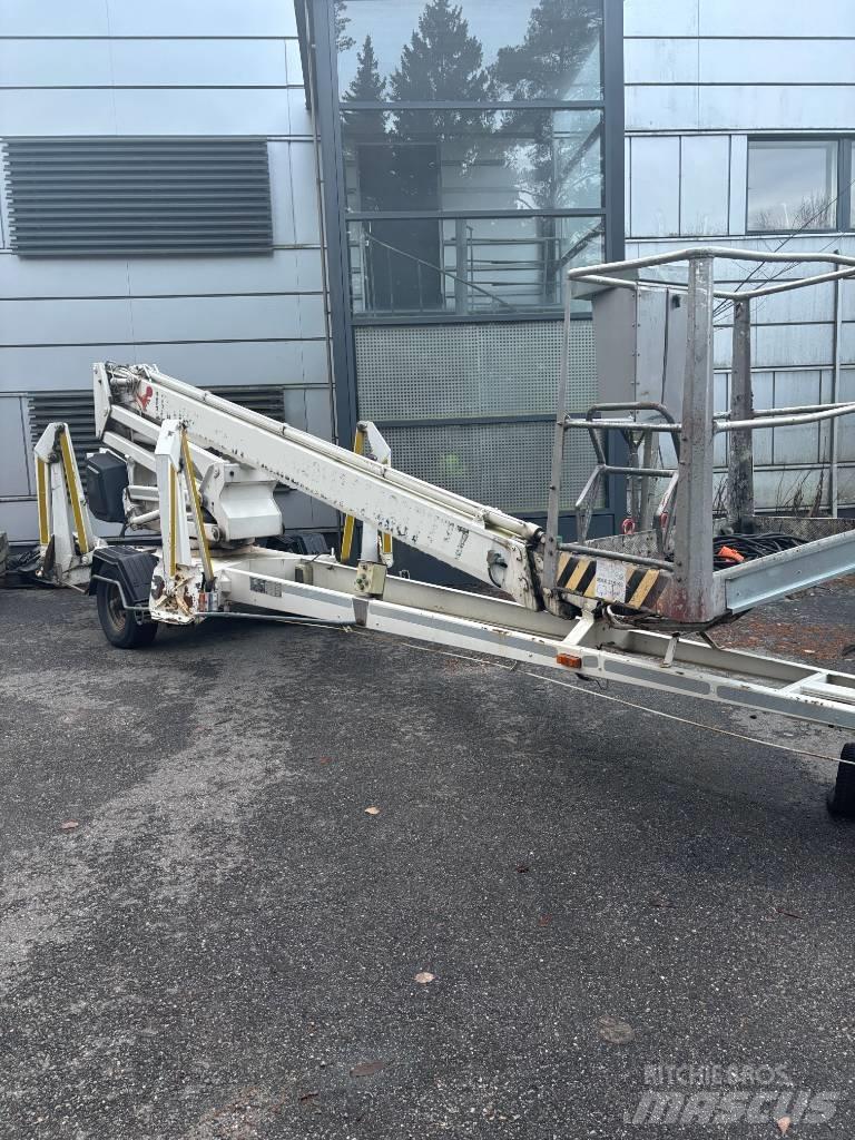 Dinolift 210 T 트레일러 탑재 고소작업대