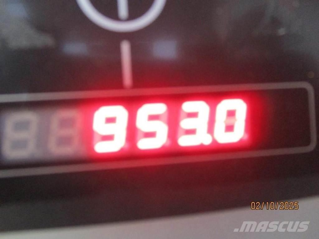 Still EK-X10 하이 리프트 오더 피커