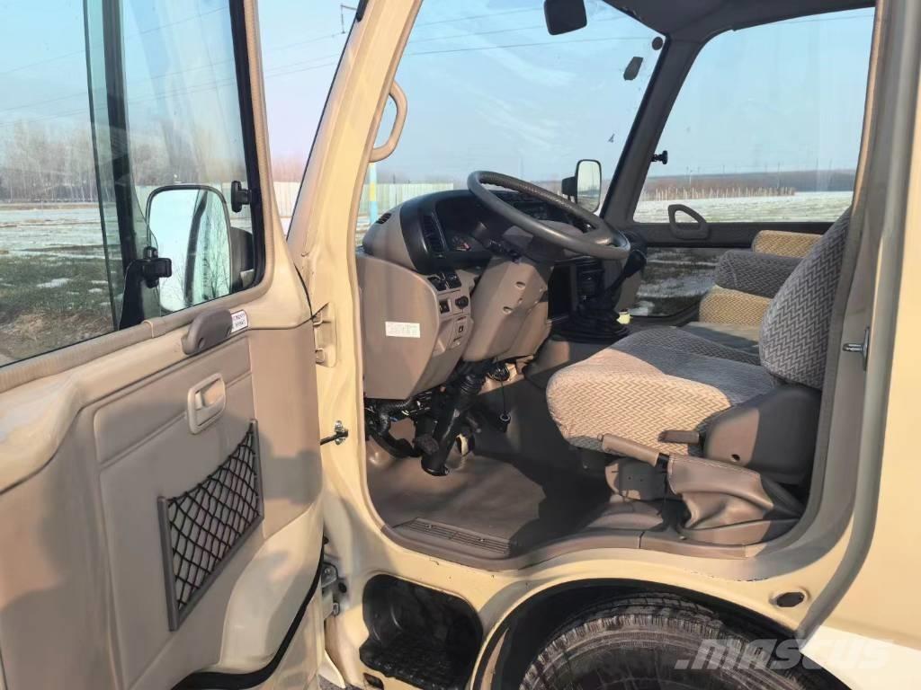 Toyota Coaster Bus 미니 버스