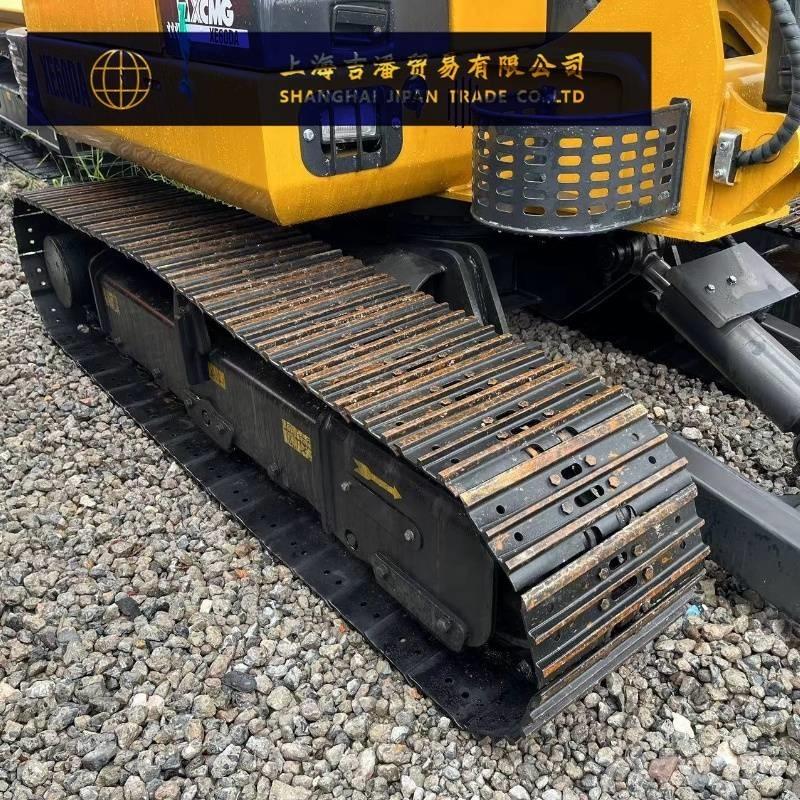 XCMG XE 60 DA 소형 굴삭기 7톤 미만