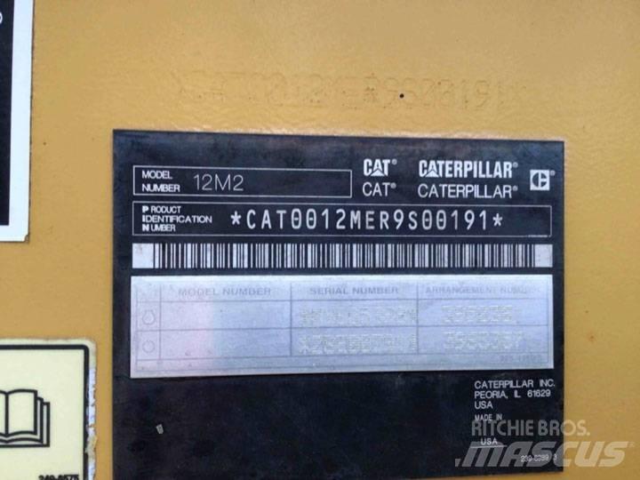 CAT 12M2 그레이더