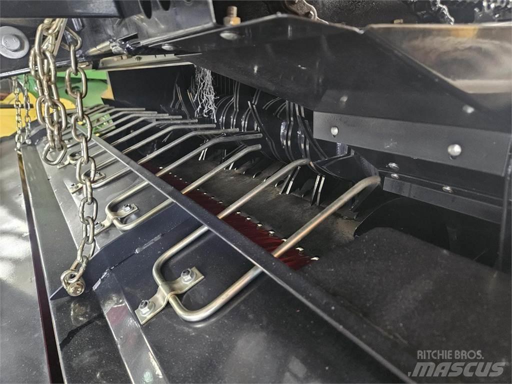 Case IH RB 344 RC 원형 곤포기