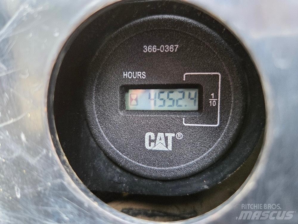 CAT 305E 소형 굴삭기 7톤 미만