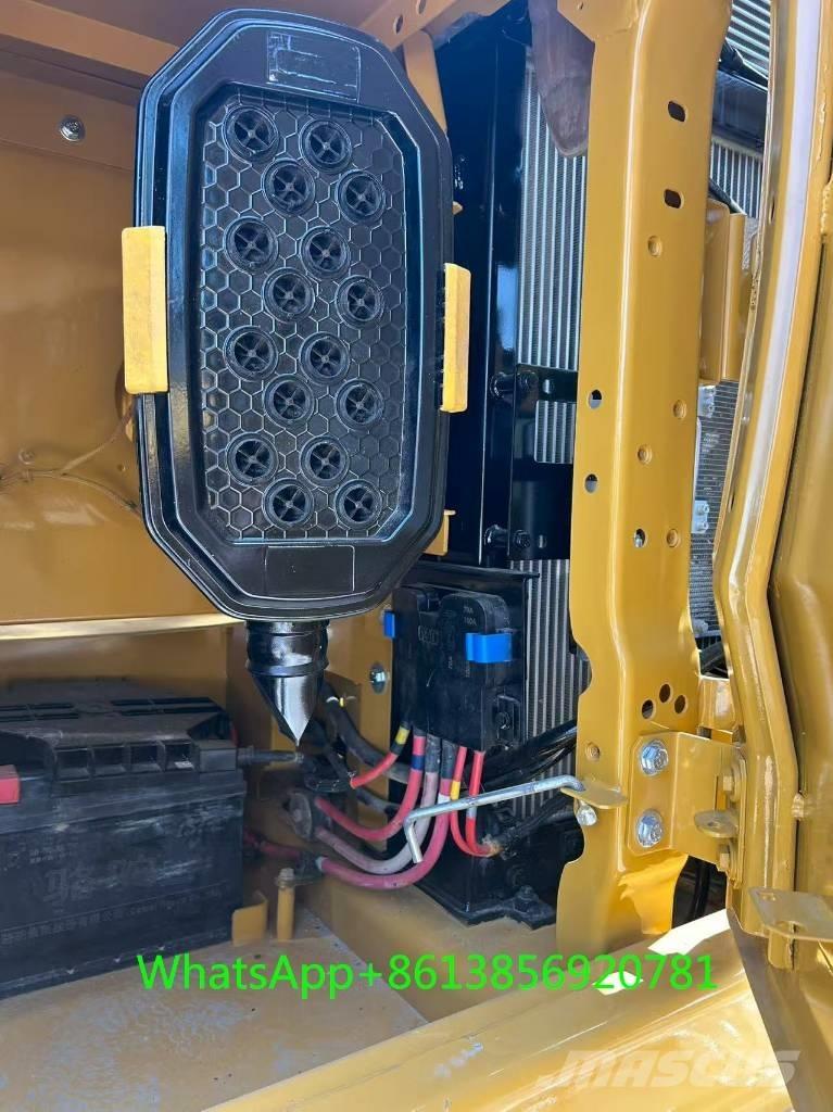 CAT 320 대형 굴삭기 29톤 이상