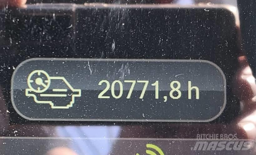 Komatsu 855 원목 포워더