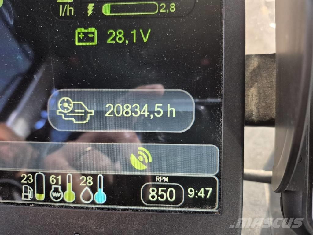 Komatsu 855 원목 포워더