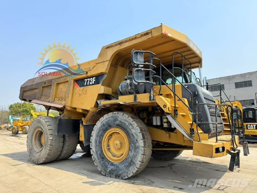CAT 773 F 연결식 홀러