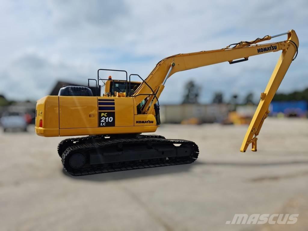 Komatsu PC 210 LC-10 대형 굴삭기 29톤 이상