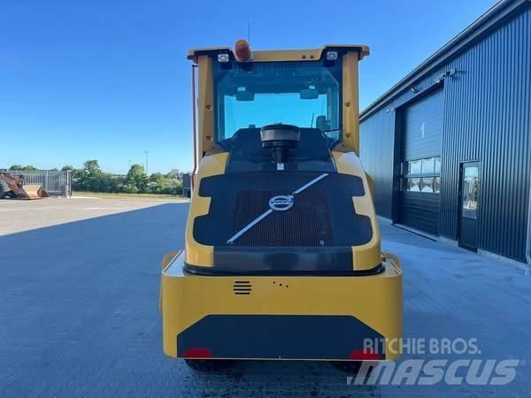 Volvo SD 75 B 싱글 드럼 롤러