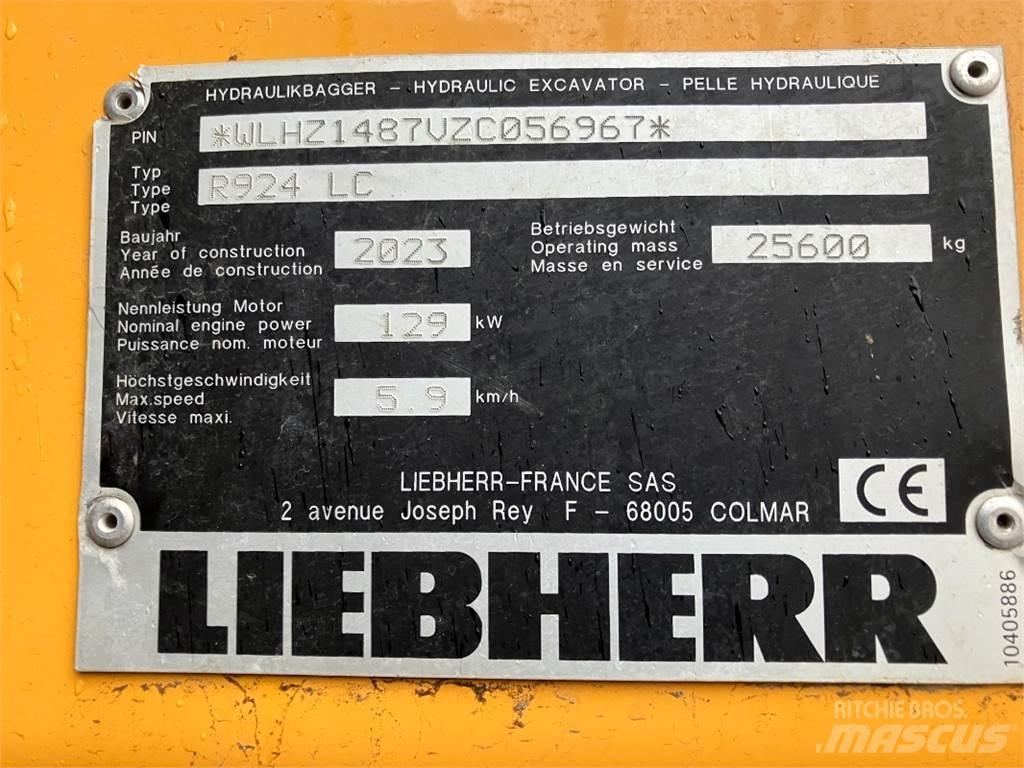 Liebherr R924 대형 굴삭기 29톤 이상