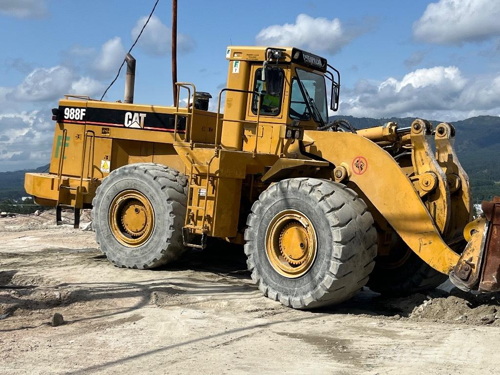 CAT 988 F II  휠로우더