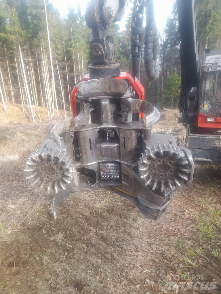 Valmet 911.3 원목 하베스터