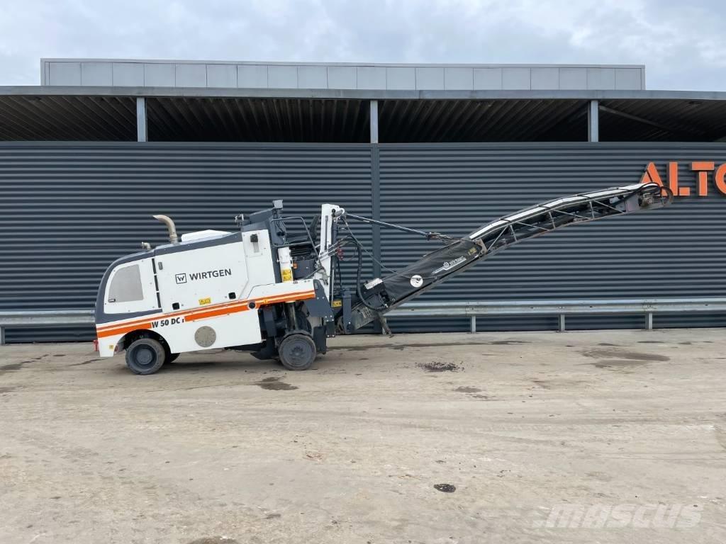 Wirtgen W 50 DCI 아스팔트 콜드 밀링 기계