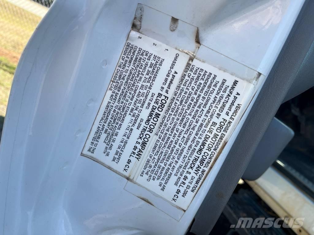 Ford F 650 XLT 탱커 트럭