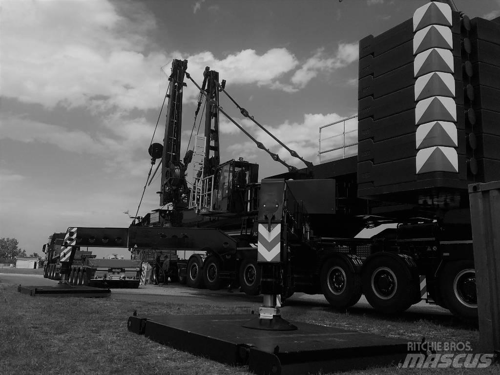 Demag AC 700 A/T 크레인