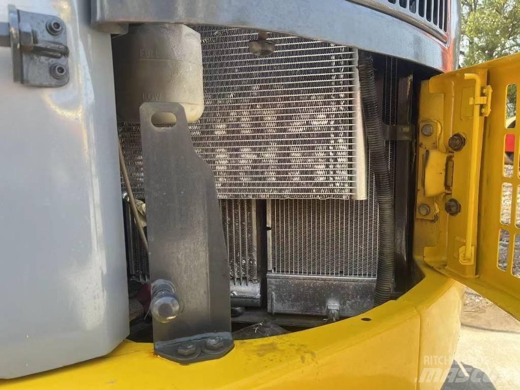 Komatsu pc78 대형 굴삭기 29톤 이상