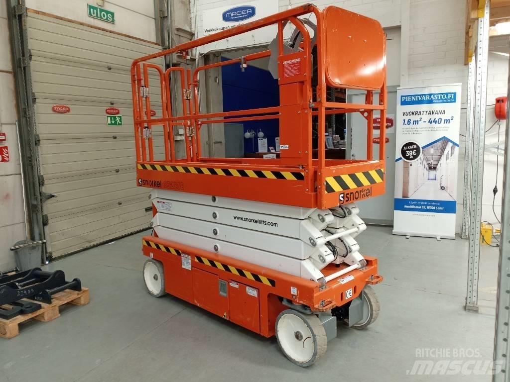 Snorkel S 3226E 가위형 리프트