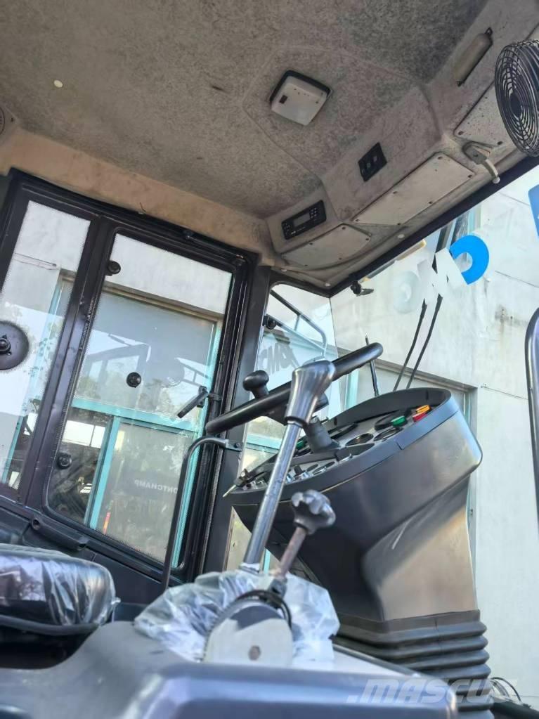 XCMG XS 143 싱글 드럼 롤러