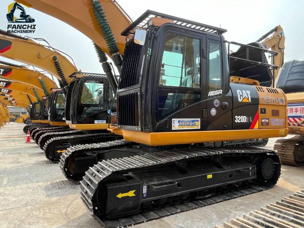 CAT 320D 중형굴삭기 7톤-28톤