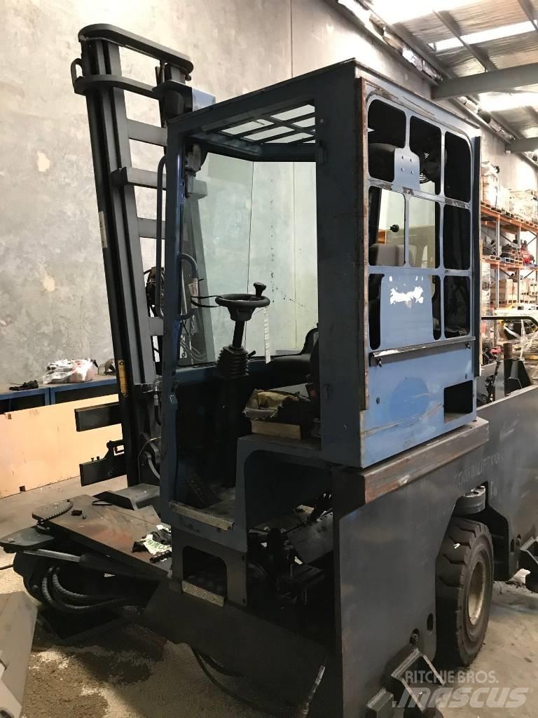 Combilift C 4000 사이드로더