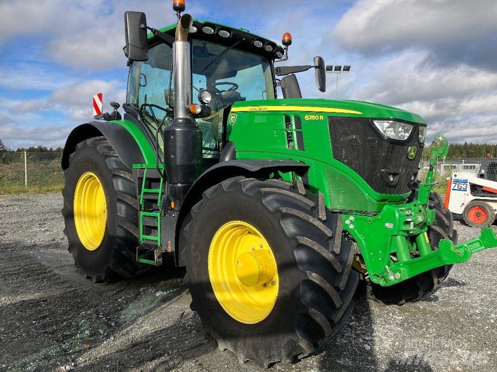 John Deere 6250 R 트랙터