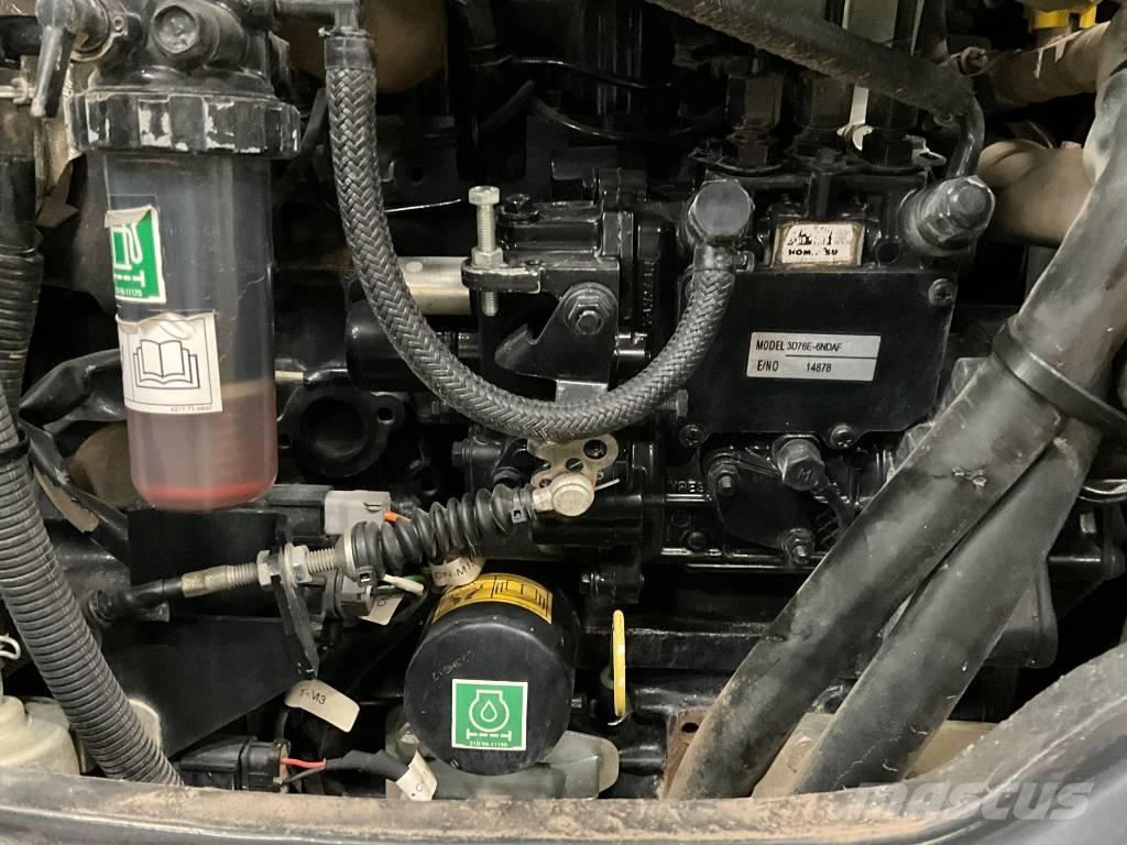 Komatsu PC 26 MR-3 소형 굴삭기 7톤 미만