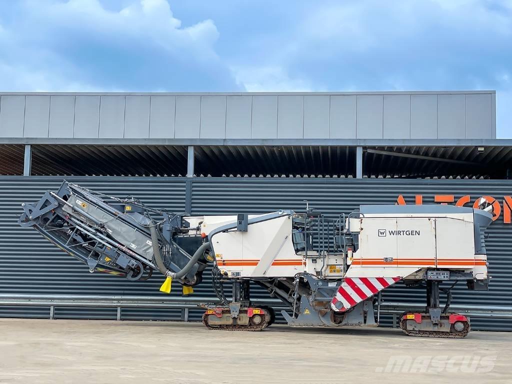 Wirtgen W 210 I 아스팔트 콜드 밀링 기계