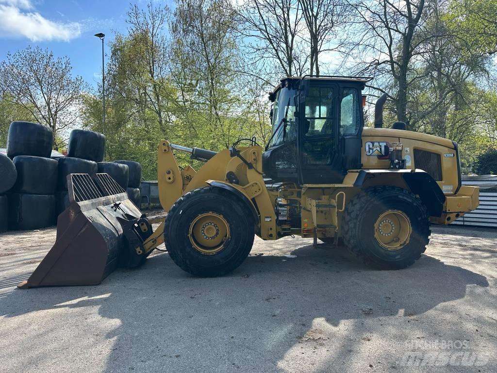 CAT 930M  휠로우더