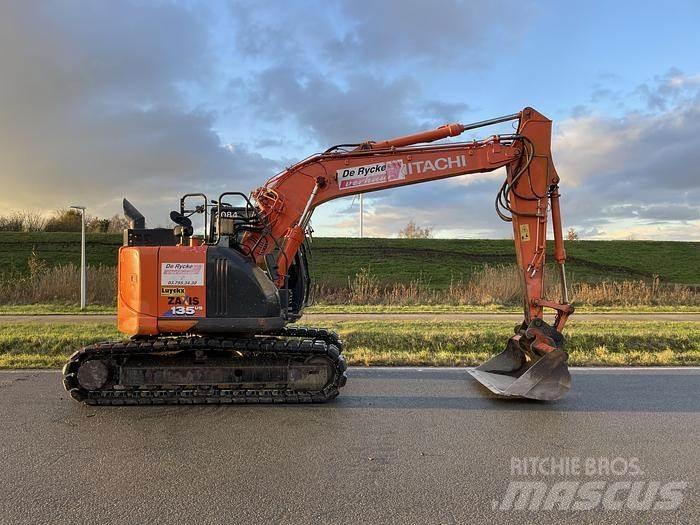 Hitachi ZX135US-6 대형 굴삭기 29톤 이상