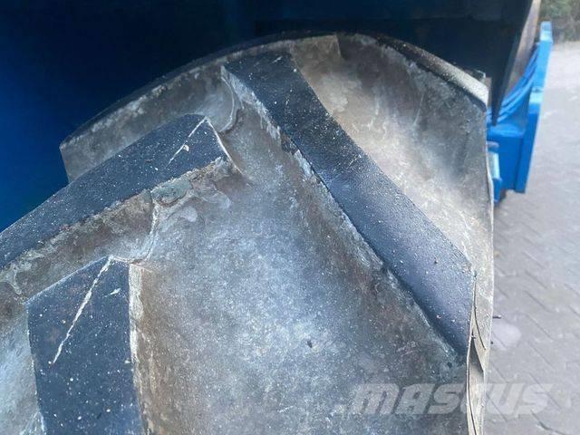 Hamm 2301-9 싱글 드럼 롤러