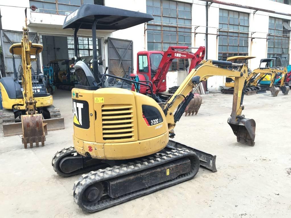 CAT 302C 대형 굴삭기 29톤 이상