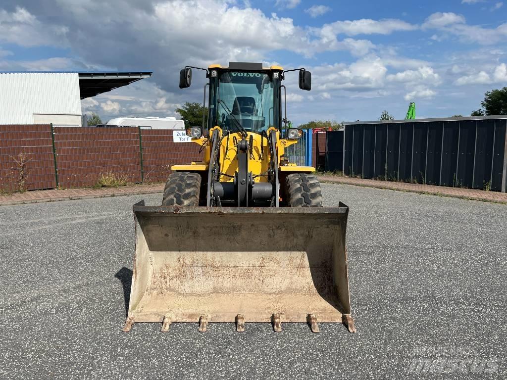 Volvo L 35 GS  스키드로더