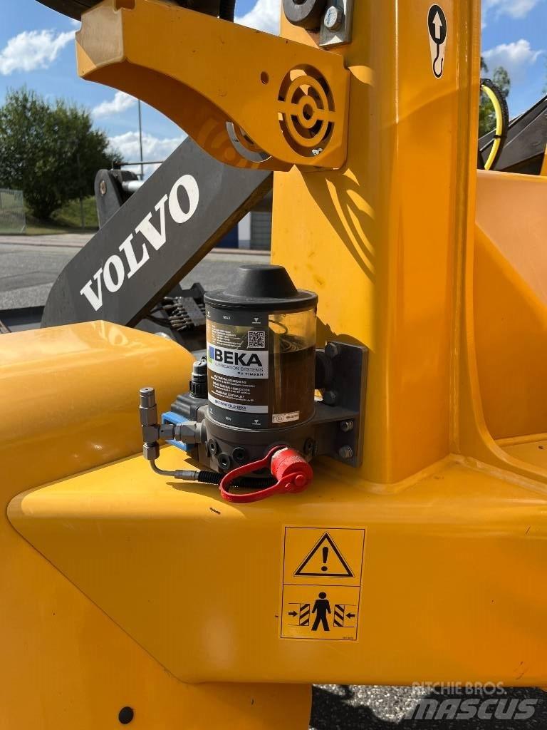 Volvo L 35 GS  스키드로더