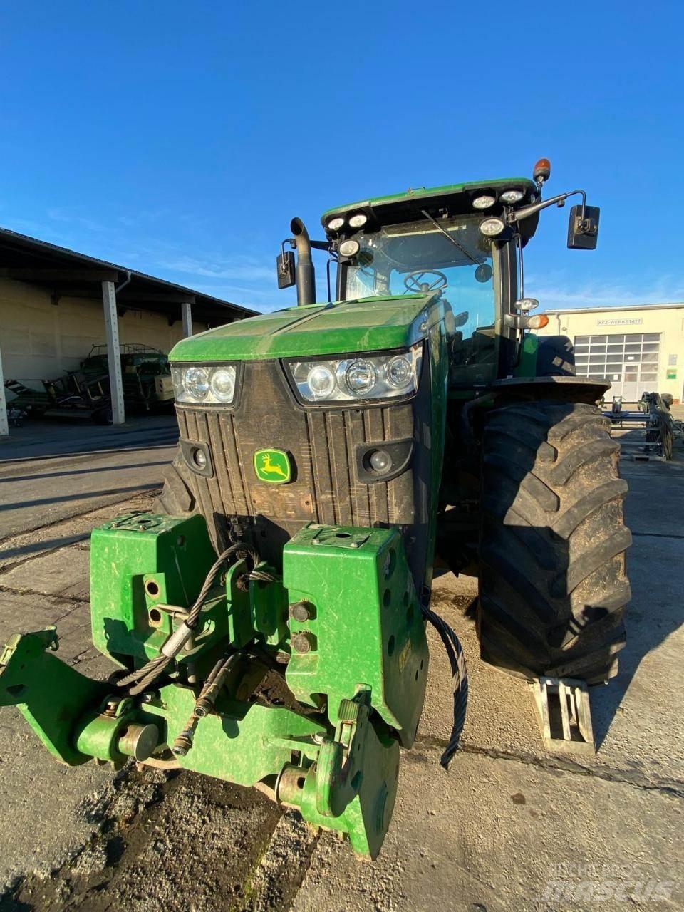 John Deere 8345 R 트랙터