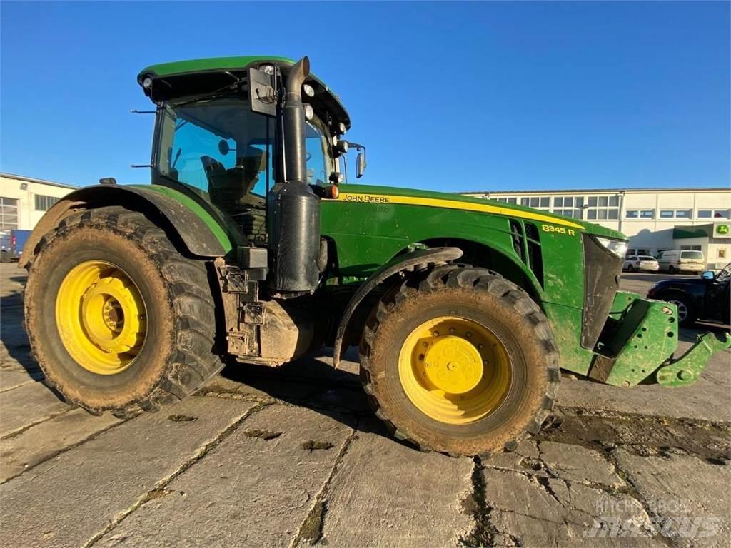 John Deere 8345 R 트랙터