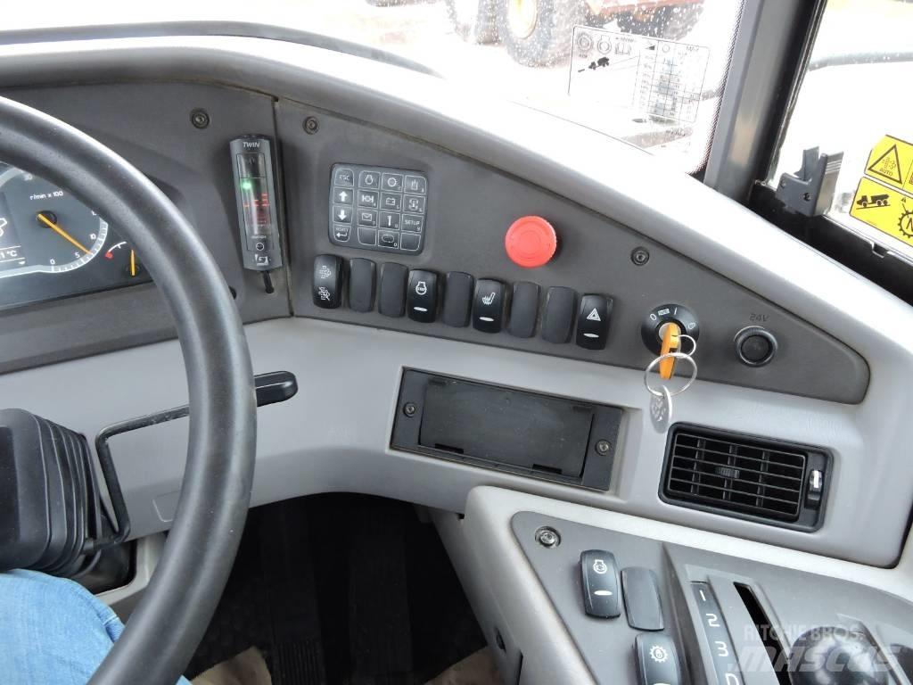Volvo A 25 F 연결식 홀러