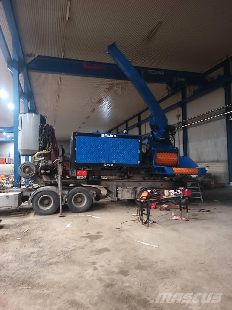 Bruks 1006 ST 톱밥제조기