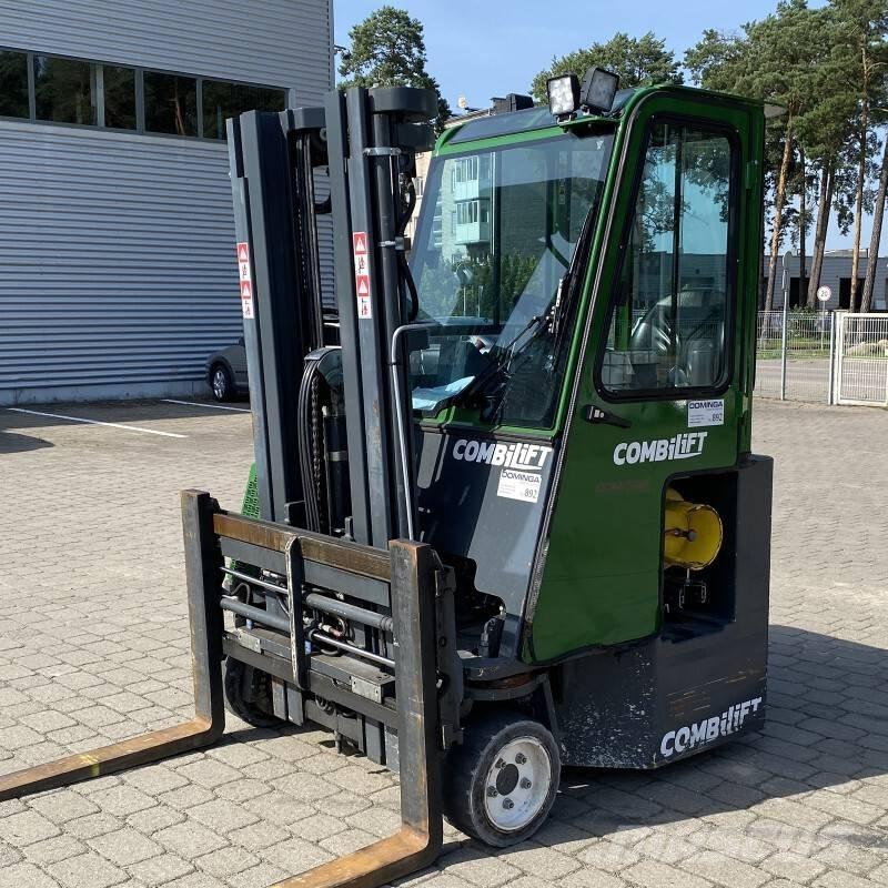 Combilift CB 2500 4방향 리치트럭